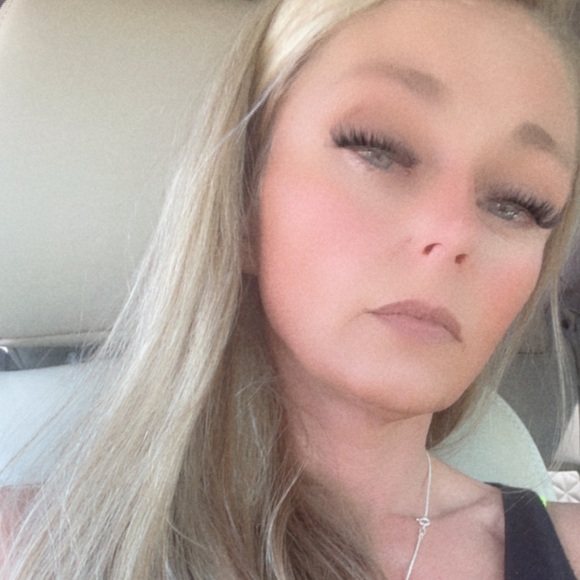 Meet your Posher, Ti - Picture 8 of 17